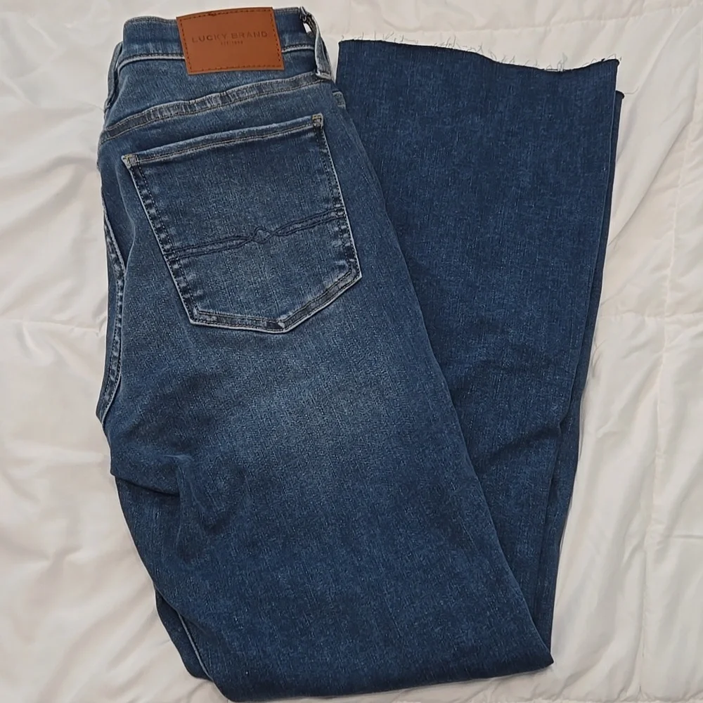 🍉 NWT Lucky Brand Jeans Midrise Boot 10 - Picture 3 of 4